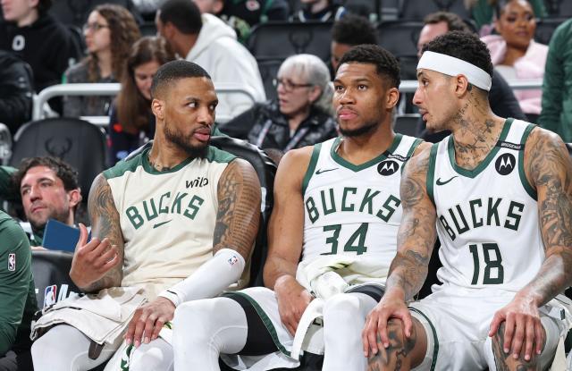 开云体育下载-雄鹿崩塌？利拉德患血栓休战 字母哥冲冠梦或破灭